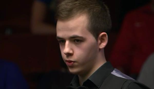 他们自我压 他们自我压