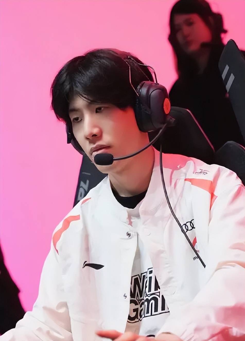 员的发挥 员的发挥